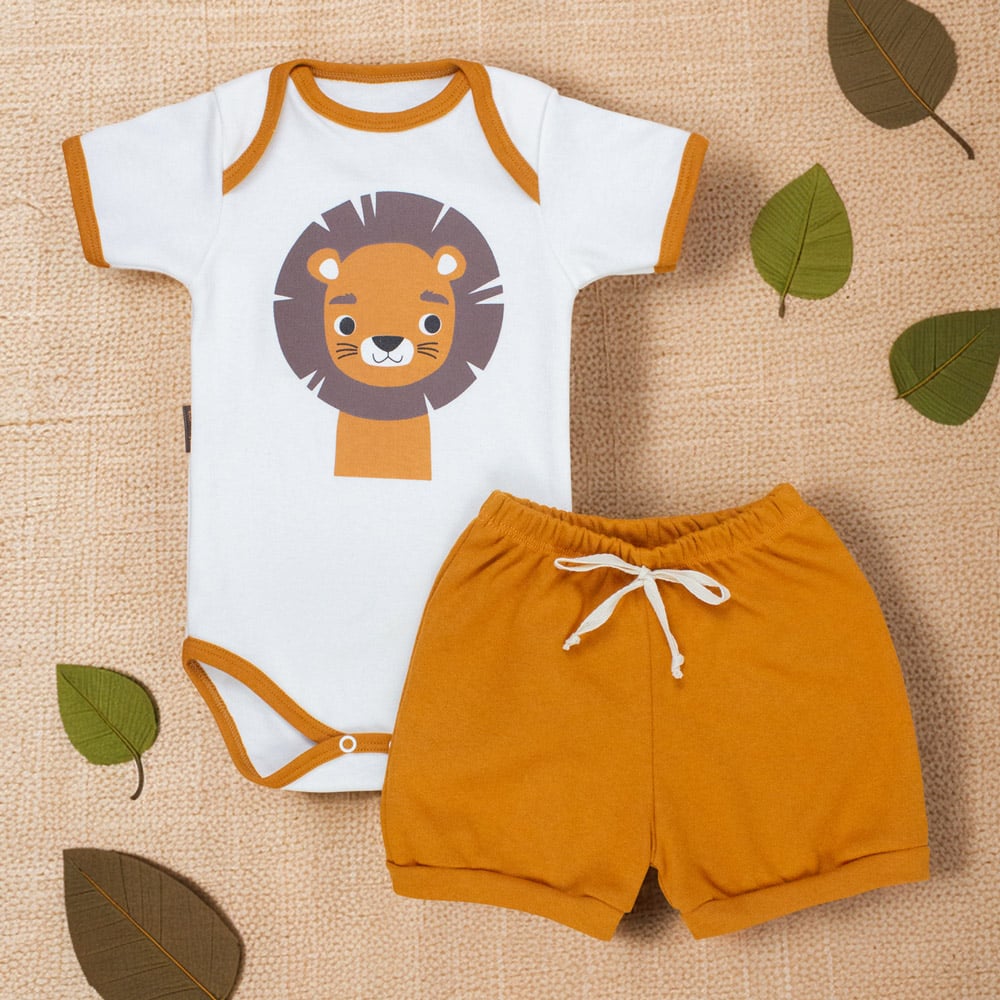 Conjunto Curto Bebê Estampa Leãozinho Saf... Conjunto Curto Bebê Estampa Leãozinho Saf...